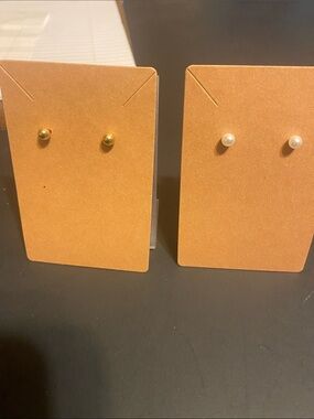 Fashion Jewelry Gold and White Pearl Stud Earring Set